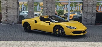 Ferrari 296 GTS fotó