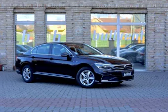 Volkswagen Passat fotó